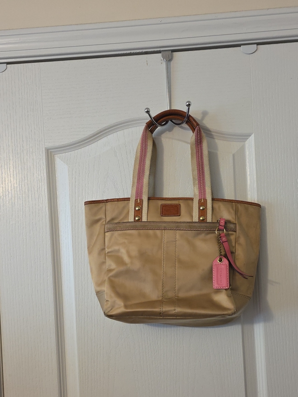 VINTAGE COACH BEIGE TOTE BAG WITH PINK ACCENTS - WOMEN'S SHOULDER TOTE
